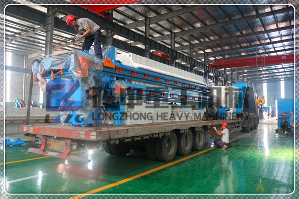 除了礦山行業(yè)，還有哪些行業(yè)需要污泥壓濾機設(shè)備？