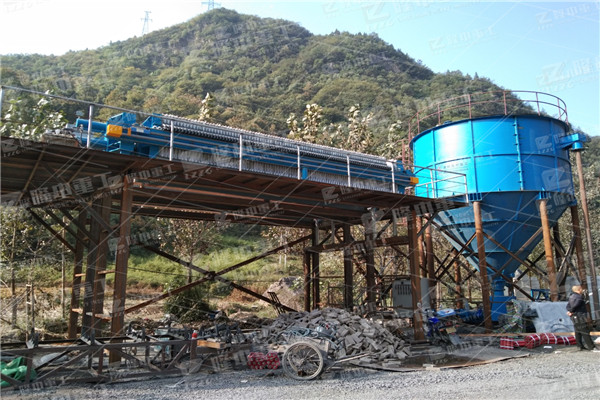 污泥壓濾機(jī)多少錢(qián)？影響壓濾機(jī)價(jià)格因素這幾點(diǎn)有決定性因素